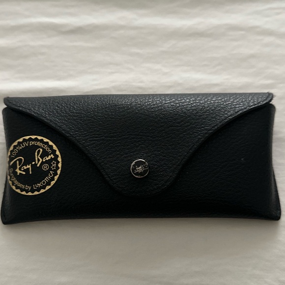 Ray -Ban Icons Retro Sunglasses - Picture 6 of 7